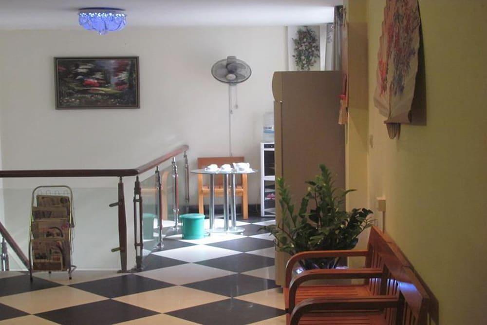 A25 Hotel Doi Can 2 Hanoï Extérieur photo